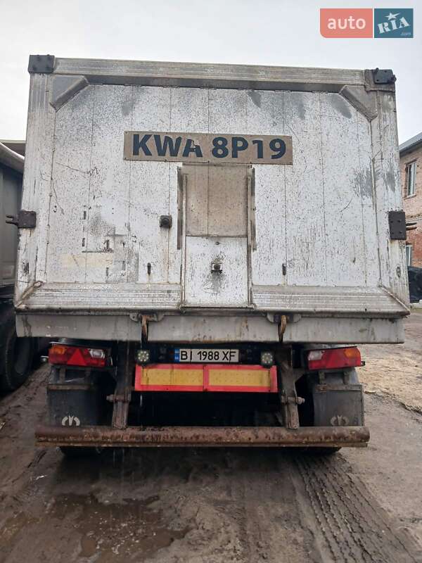 Самосвал полуприцеп Carnehl CSKK/A 2001 в Полтаве