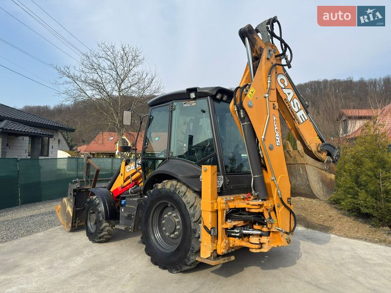 Экскаватор погрузчик Case Construction 580 SR 2020 в Ужгороде