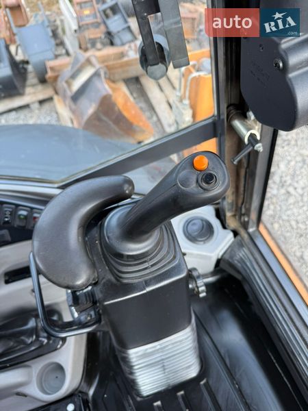 Экскаватор погрузчик Case Construction 580 SR 2020 в Ужгороде