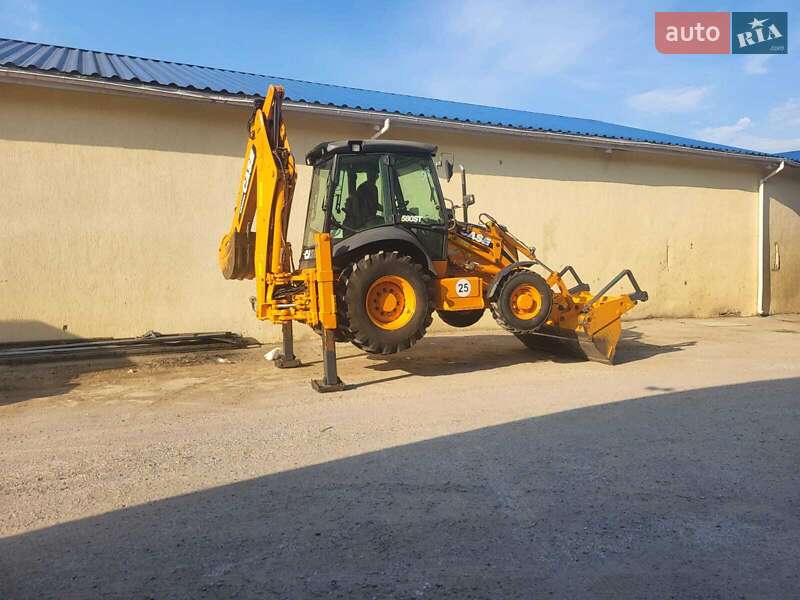 Экскаватор погрузчик Case Construction 580ST 2011 в Виннице