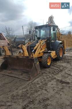 Фронтальный погрузчик Case Construction 580ST 2005 в 