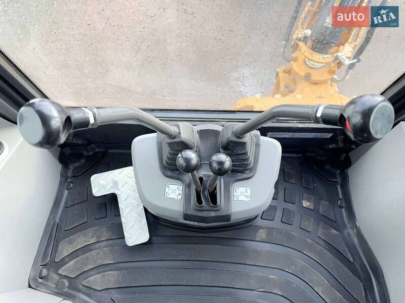 Экскаватор погрузчик Case Construction 580ST 2025 в Киеве фото 9 Экскаватор погрузчик Case Construction 580ST 2025 в Киеве