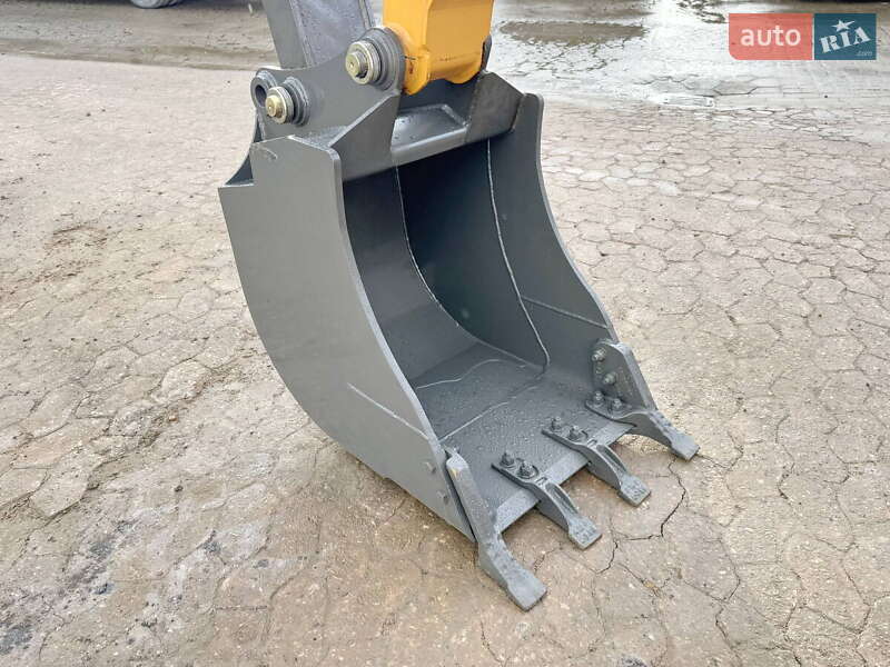 Экскаватор погрузчик Case Construction 580ST 2025 в Киеве фото 18 Экскаватор погрузчик Case Construction 580ST 2025 в Киеве