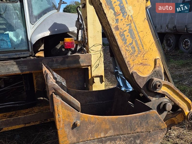 Экскаватор погрузчик Case Construction 580ST 2000 в Полтаве