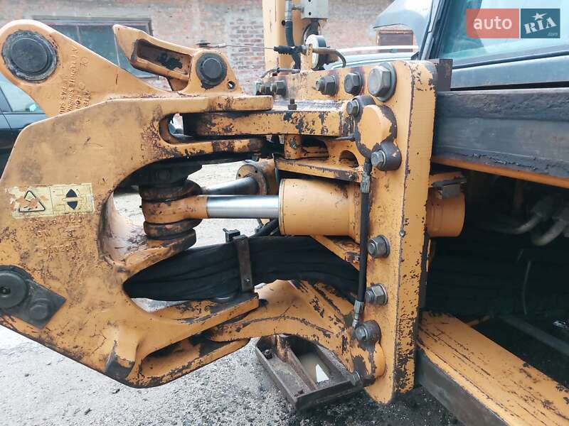 Экскаватор погрузчик Case Construction 590 SL 2001 в Тернополе фото 22 Экскаватор погрузчик Case Construction 590 SL 2001 в Тернополе