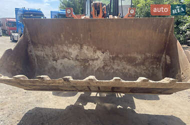 Фронтальні навантажувачі Case Construction 821E 1995 в 