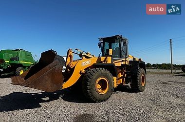 Фронтальный погрузчик Case Construction 821E 2004 в Белой Церкви