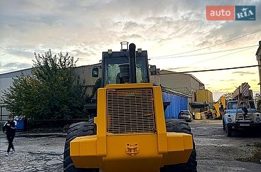 Підйомник Case Construction 821E 2001 в Одесі