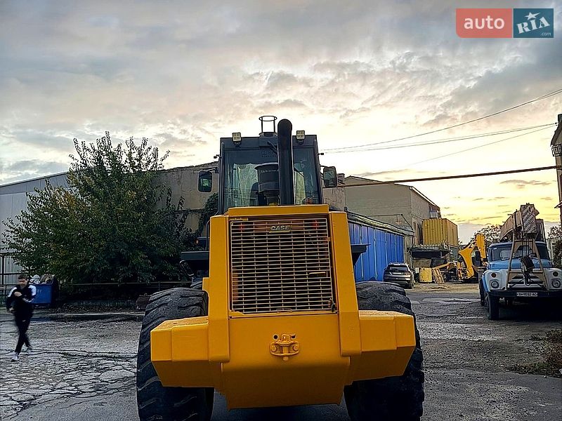 Підйомник Case Construction 821E 2001 в Одесі