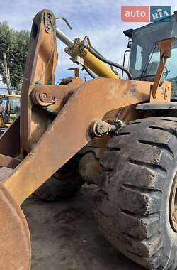 Фронтальный погрузчик Case Construction 921C 2007 в 