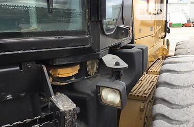 Автогрейдер Caterpillar 140 2009 в 