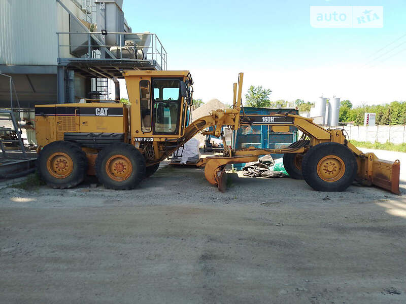 Автогрейдер Caterpillar 160 2005 в Киеве