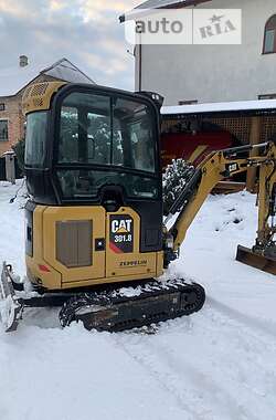 Міні-екскаватор Caterpillar 301.8 2019 в 