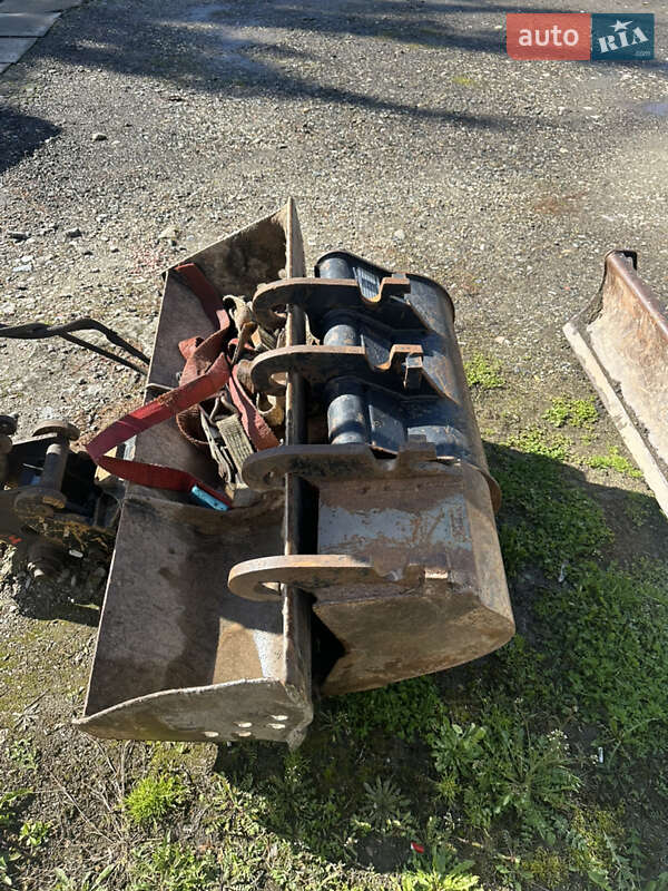 Гусеничный экскаватор Caterpillar 303.5 2012 в Тячеве