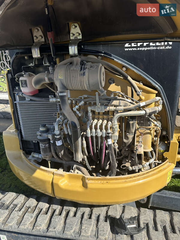 Гусеничный экскаватор Caterpillar 303.5 2012 в Тячеве