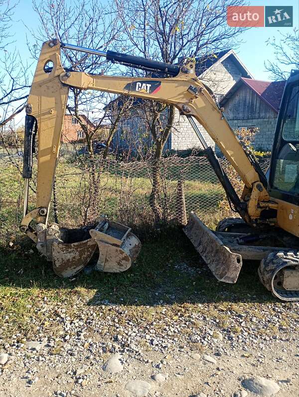 Міні-екскаватор Caterpillar 304 2010 в Івано-Франківську фото 6 Міні-екскаватор Caterpillar 304 2010 в Івано-Франківську