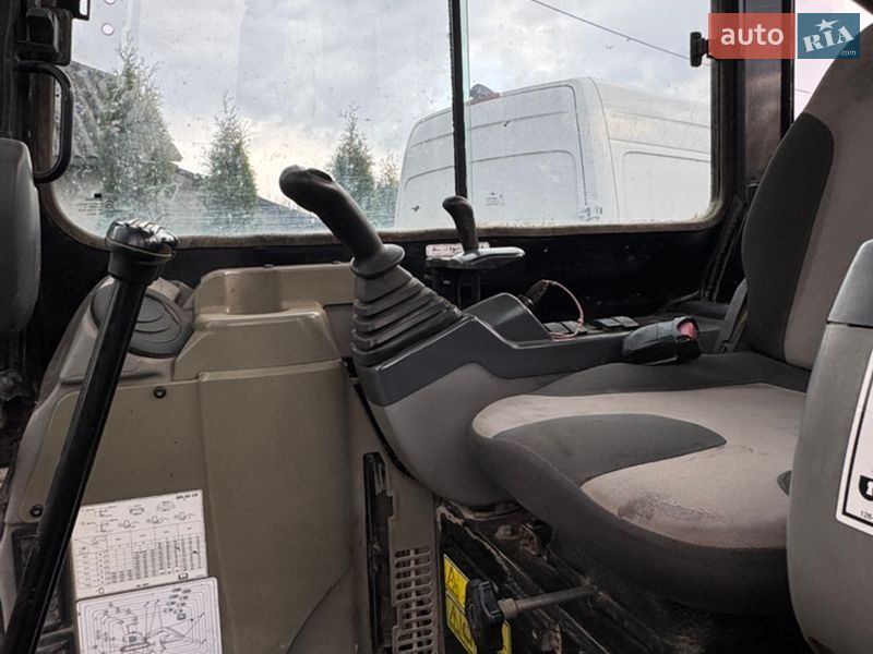 Миниэкскаватор Caterpillar 305.5 2011 в Недобоевцах