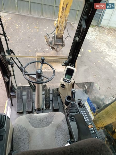 Колесный экскаватор Caterpillar 313 2007 в Львове