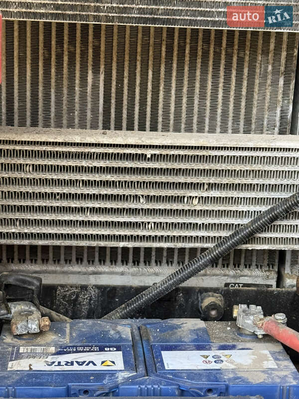 Гусеничный экскаватор Caterpillar 320 2014 в Одессе