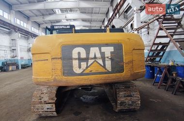 Гусеничный экскаватор Caterpillar 320 2008 в Николаеве