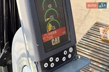Гусеничный экскаватор Caterpillar 320 2019 в Ровно