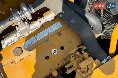 Гусеничный экскаватор Caterpillar 320 2019 в Ровно