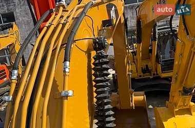 Гусеничный экскаватор Caterpillar 320 2016 в Ровно