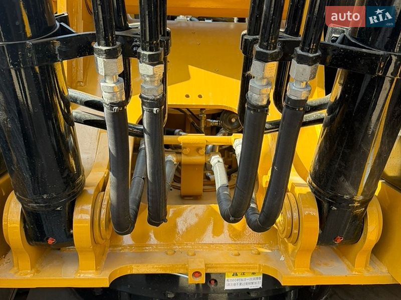 Гусеничный экскаватор Caterpillar 320 2016 в Ровно