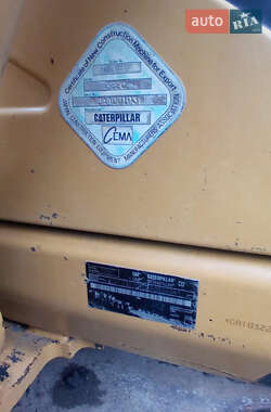 Гусеничный экскаватор Caterpillar 322 2006 в 