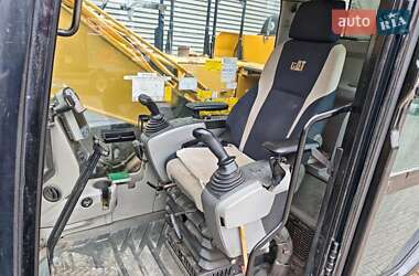 Гусеничный экскаватор Caterpillar 323 2014 в  фото 7 Гусеничный экскаватор Caterpillar 323 2014 в
