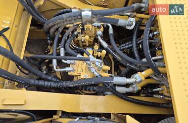 Гусеничный экскаватор Caterpillar 349 2018 в 