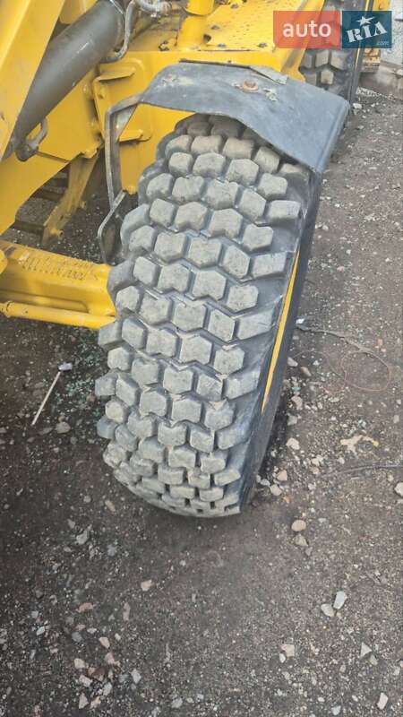 Экскаватор погрузчик Caterpillar 422 2007 в Киеве