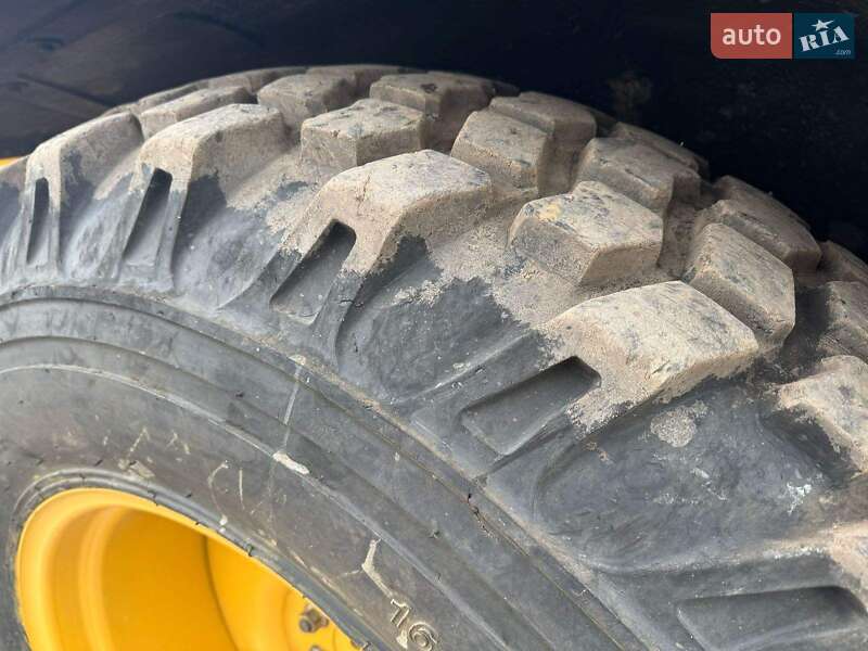 Экскаватор погрузчик Caterpillar 428 2004 в Белой Церкви