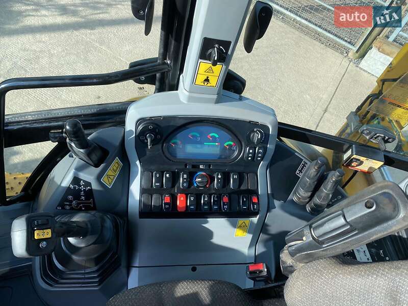 Экскаватор погрузчик Caterpillar 432 2017 в Киеве