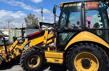 Колесный экскаватор Caterpillar 432 2007 в Киеве
