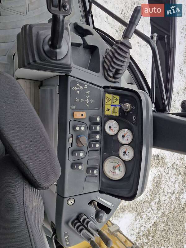 Экскаватор погрузчик Caterpillar 434 2008 в Черновцах