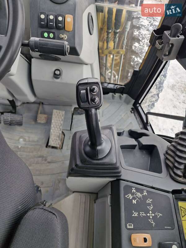 Экскаватор погрузчик Caterpillar 434 2008 в Черновцах