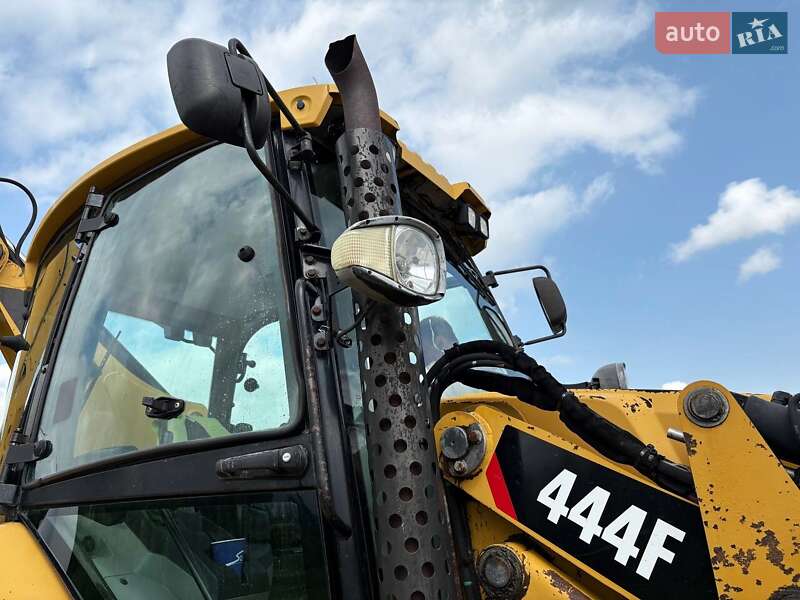 Экскаватор погрузчик Caterpillar 444 2014 в Львове