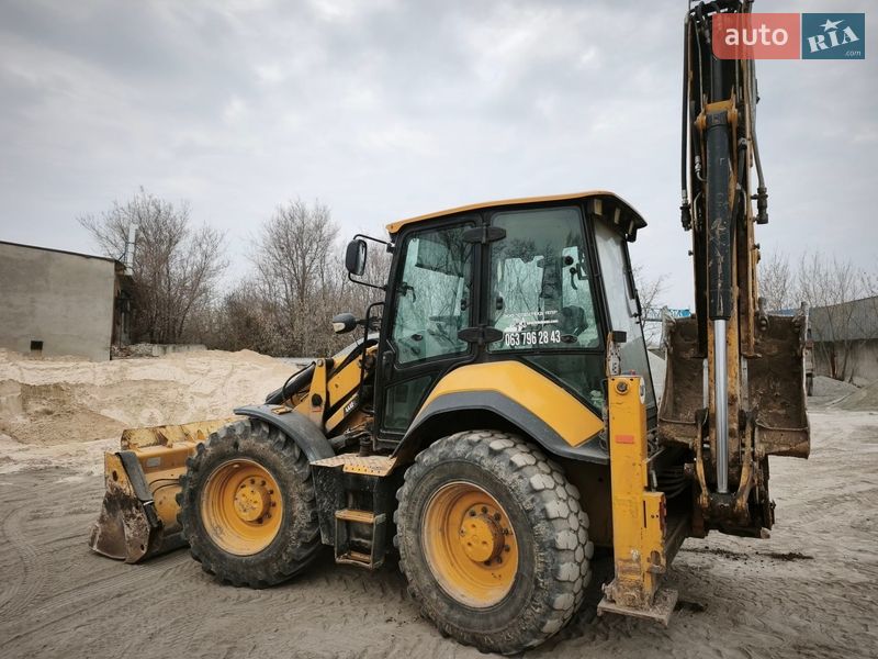 Екскаватор навантажувач Caterpillar 444 2020 в Дніпрі