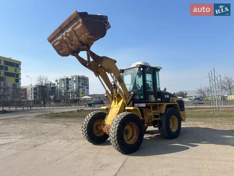 Фронтальный погрузчик Caterpillar 914 2000 в Луцке