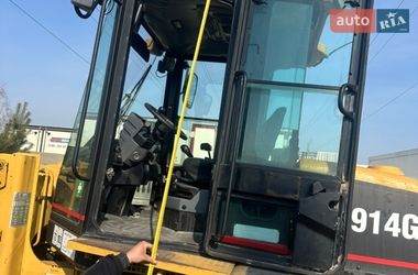 Фронтальный погрузчик Caterpillar 914 2000 в Луцке