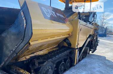 Асфальтоукладчик Caterpillar AP 2009 в 