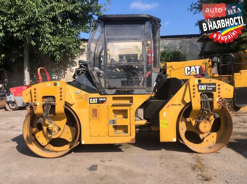 Caterpillar CB 2012