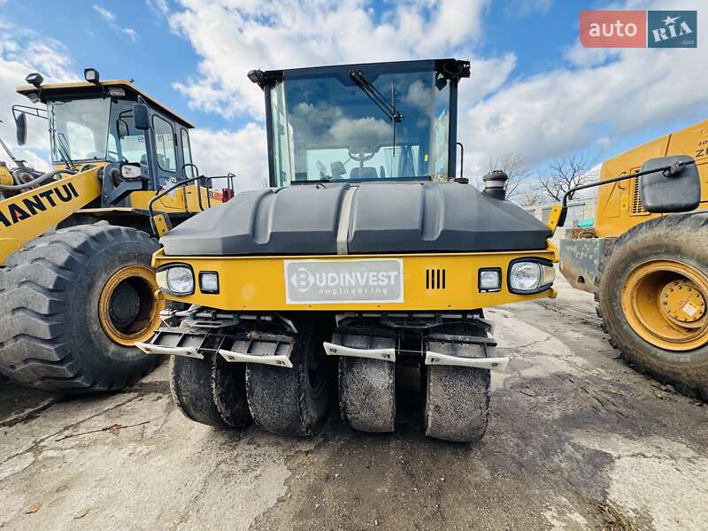 Каток грунтовый Caterpillar CW 2020 в Каменском