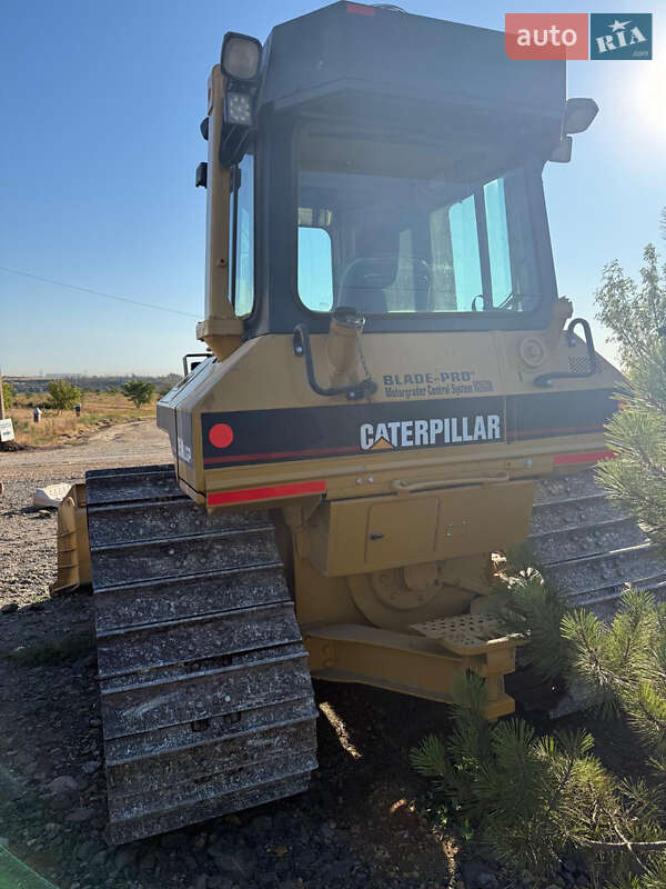 Бульдозер Caterpillar D5 2000 в Великодолинському