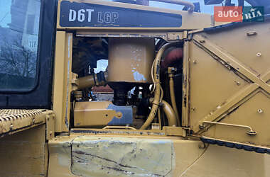 Бульдозер Caterpillar D6T 2010 в 