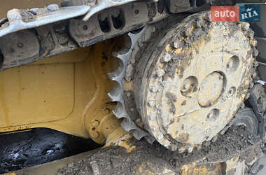 Бульдозер Caterpillar D6T 2010 в 