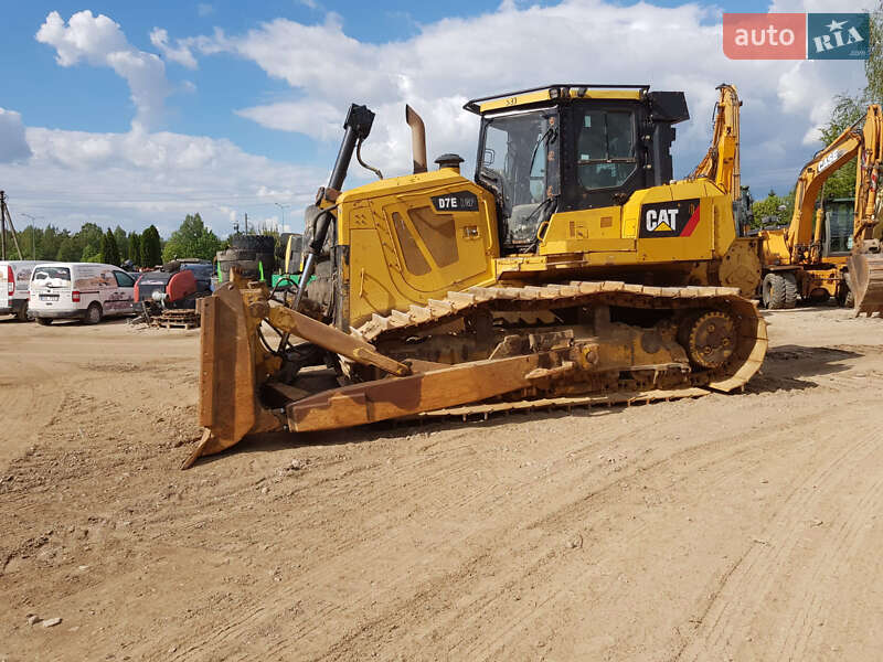 Бульдозер Caterpillar D 2011 в Одесі