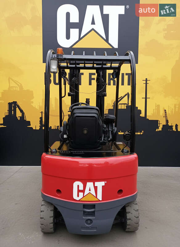 Вилочный погрузчик Caterpillar EP 2007 в Киеве