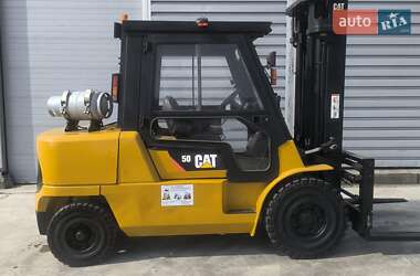 Вилочный погрузчик Caterpillar GP 2008 в Пустомытах